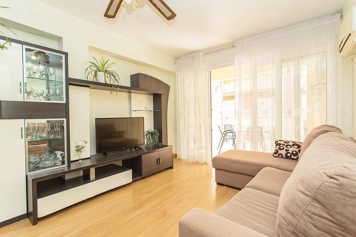 3 slaapkamer Appartement te koop in Torrevieja - € 200.000 (Ref: 9962998)