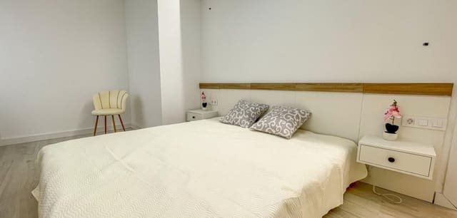 2 soveværelse Lejlighed til salg i Playa del Acequión, Torrevieja - € 265.000 (Ref: 9963000)