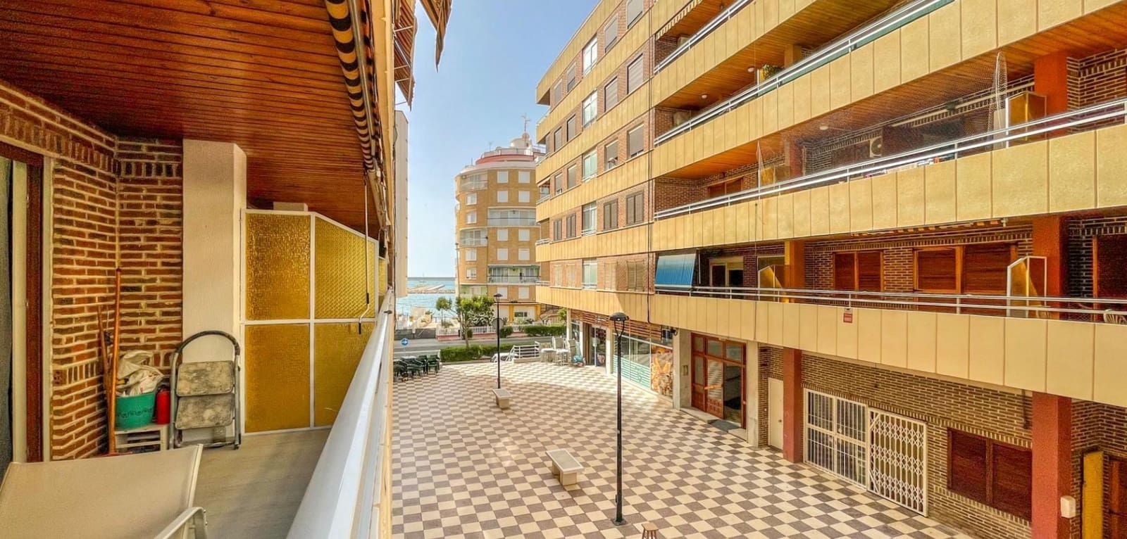 2 soveværelse Lejlighed til salg i Torrevieja - € 265.000 (Ref: 9963000)