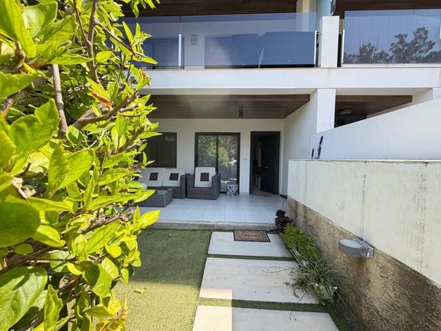 Apartamento de 3 habitaciones en Orihuela Costa, Orihuela en venta con piscina - 265.000 € (Ref: 9963001)