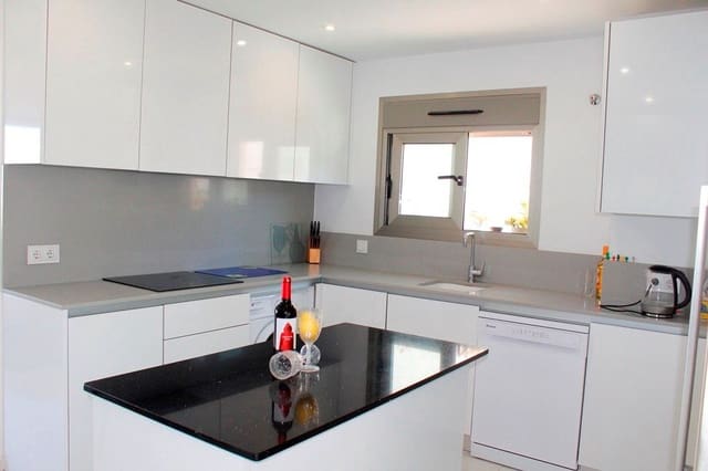 3 slaapkamer Villa te koop in San Miguel de Salinas - € 429.000 (Ref: 9963005)