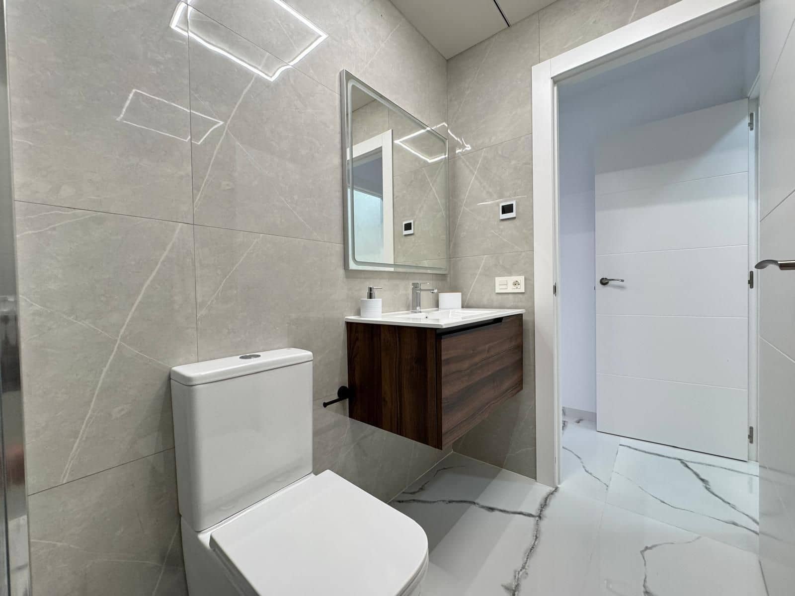 2 soverom Leilighet til salgs i Torrevieja - € 199 900 (Ref: 9963020)
