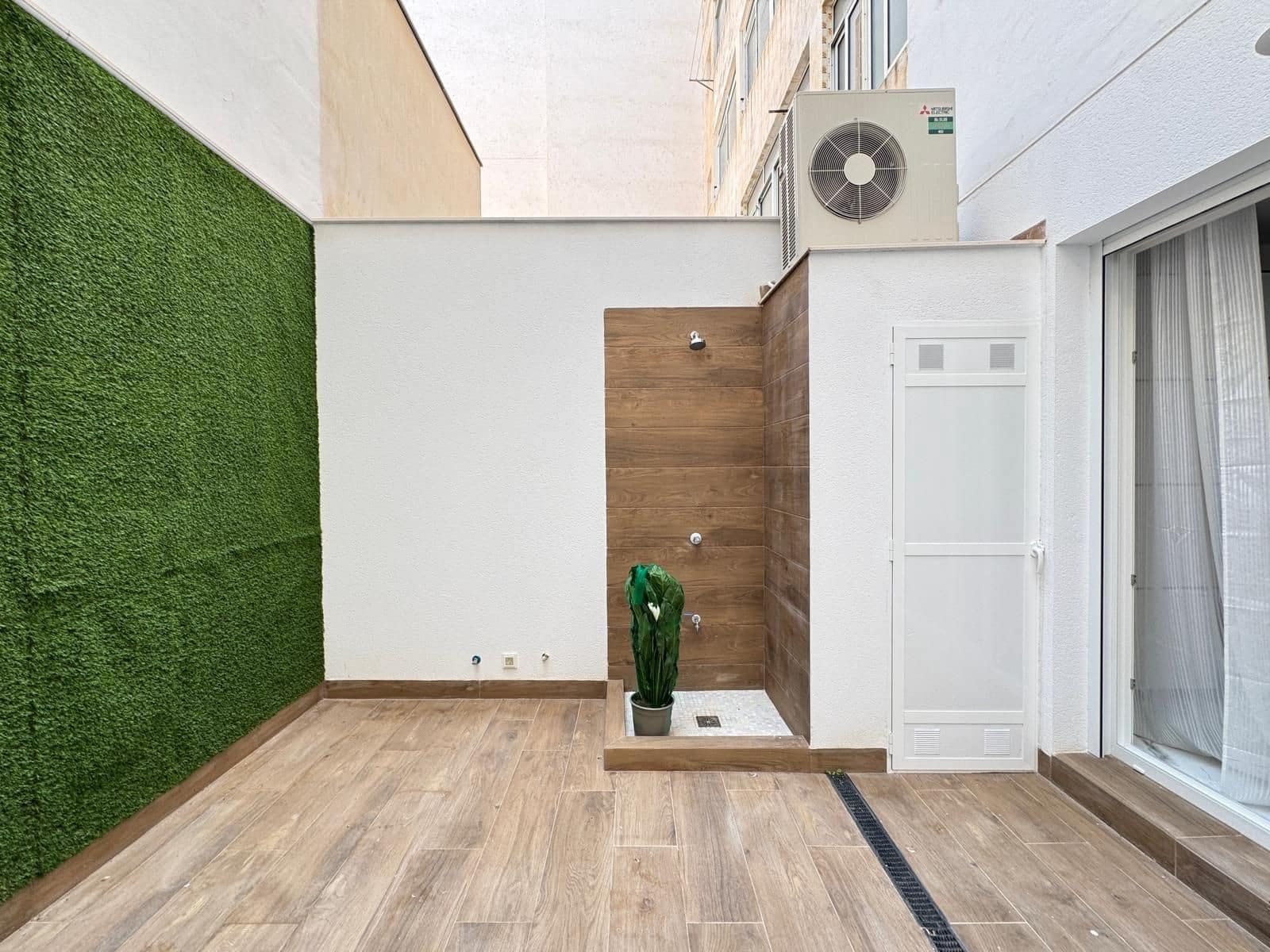 2 soverom Leilighet til salgs i Torrevieja - € 199 900 (Ref: 9963020)