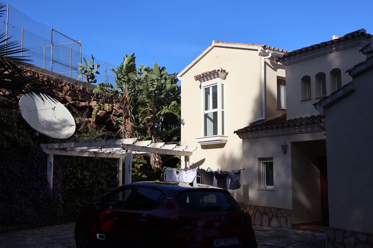 3 bedroom Villa for sale in Denia - € 785,000 (Ref: 9963023)