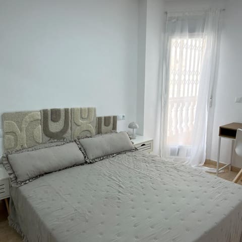 2 slaapkamer Appartement te koop in Centro, Torrevieja - € 144.000 (Ref: 9963046)