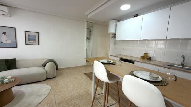 2 slaapkamer Appartement te koop in Centro, Torrevieja - € 144.000 (Ref: 9963046)