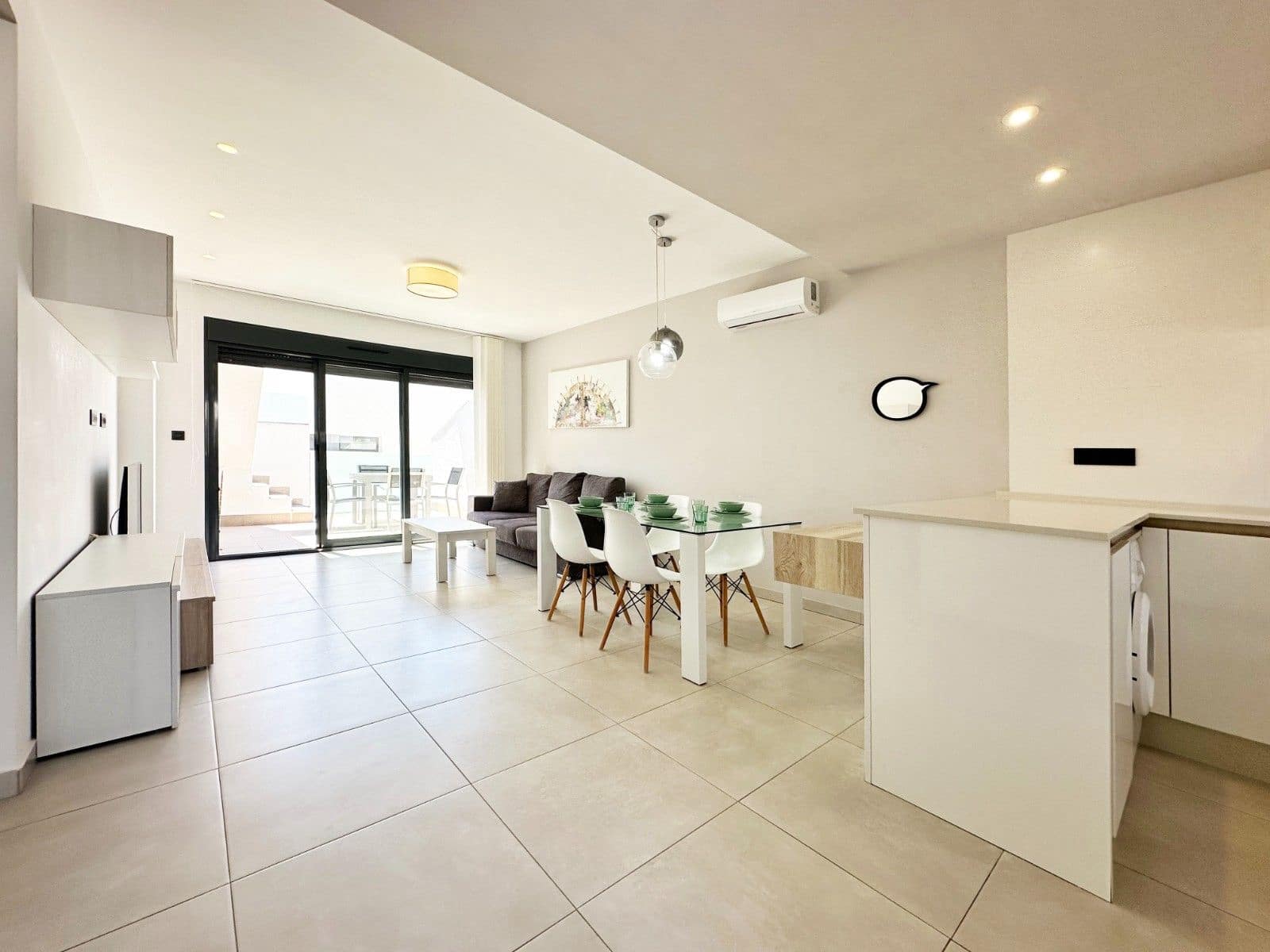 2 chambre Appartement à vendre à Guardamar del Segura avec garage - 289 000 € (Ref: 9963047)