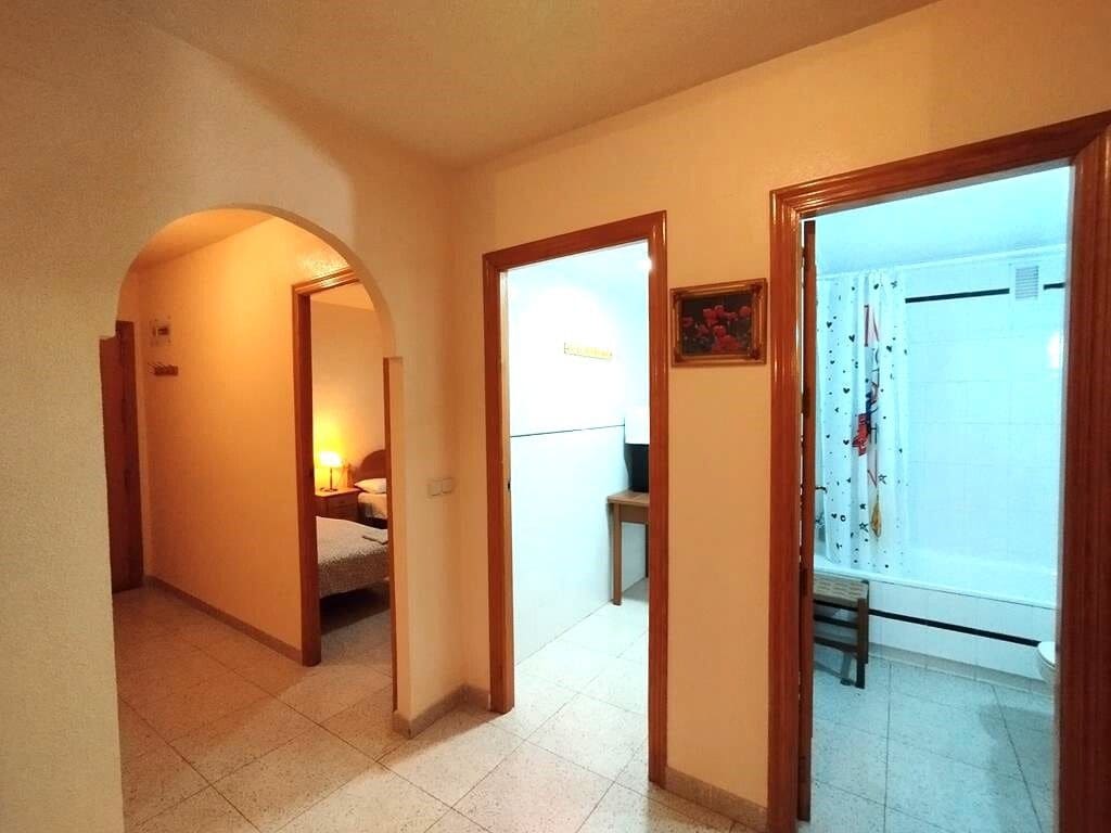 Apartamento de 3 habitaciones en Torrevieja en venta con piscina garaje - 240.000 € (Ref: 9963053)