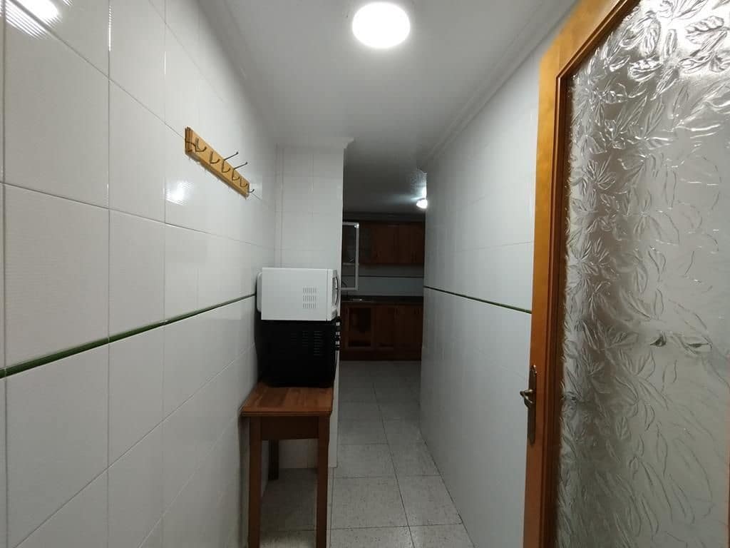 Apartamento de 3 habitaciones en Torrevieja en venta con piscina garaje - 240.000 € (Ref: 9963053)