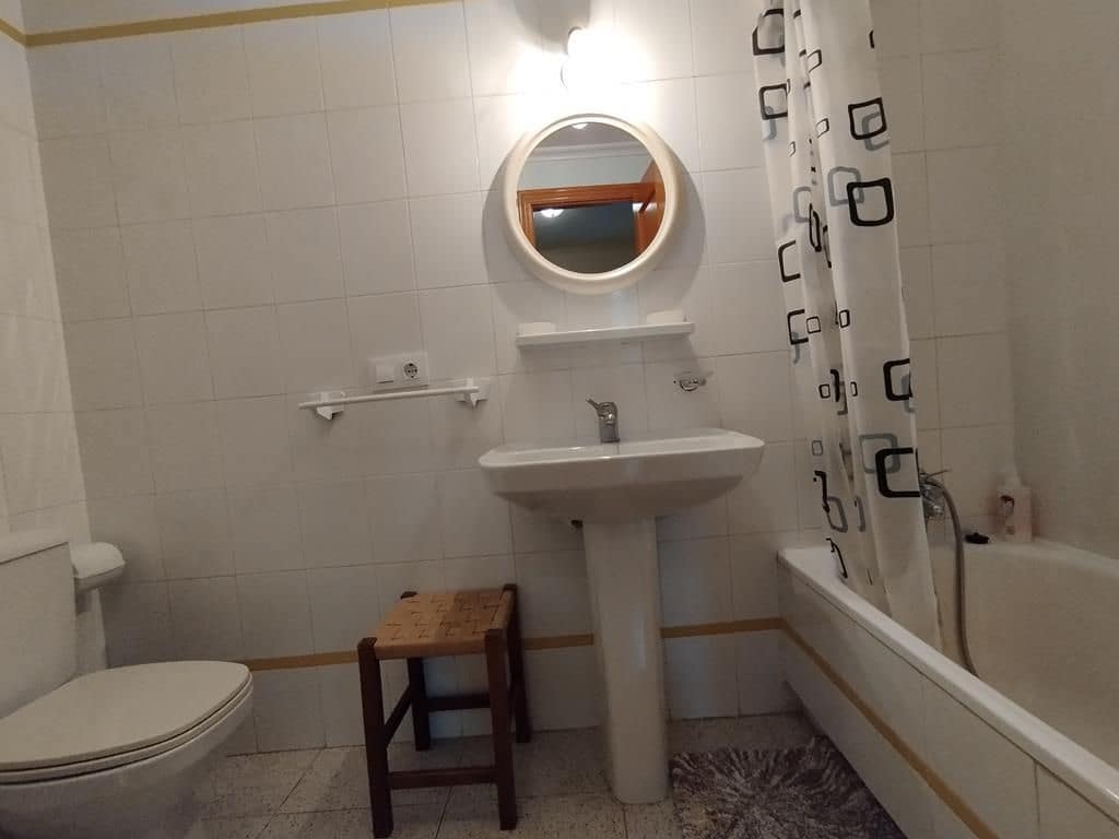 Apartamento de 3 habitaciones en Torrevieja en venta con piscina garaje - 240.000 € (Ref: 9963053)