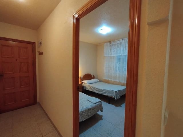 3 sypialnia Apartament na sprzedaż w Centro, Torrevieja z basenem garażem - 240 000 € (Ref: 9963053)