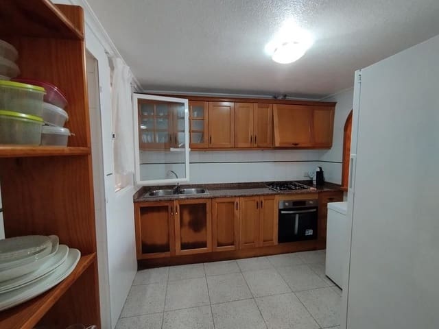 3 sypialnia Apartament na sprzedaż w Centro, Torrevieja z basenem garażem - 240 000 € (Ref: 9963053)