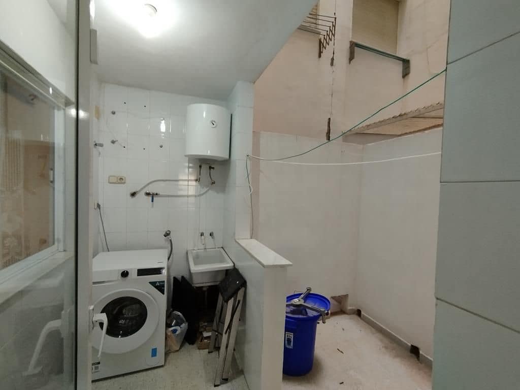 Apartamento de 3 habitaciones en Torrevieja en venta con piscina garaje - 240.000 € (Ref: 9963053)