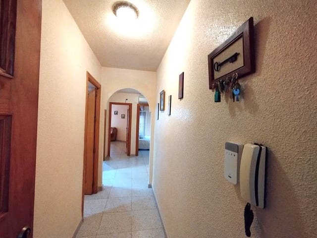 3 sypialnia Apartament na sprzedaż w Centro, Torrevieja z basenem garażem - 240 000 € (Ref: 9963053)