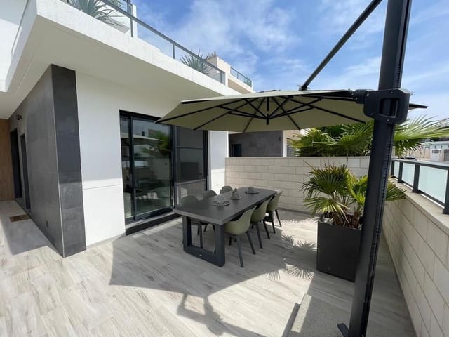 3 soveværelse Villa til salg i Benijófar med swimmingpool - € 469.000 (Ref: 9963055)