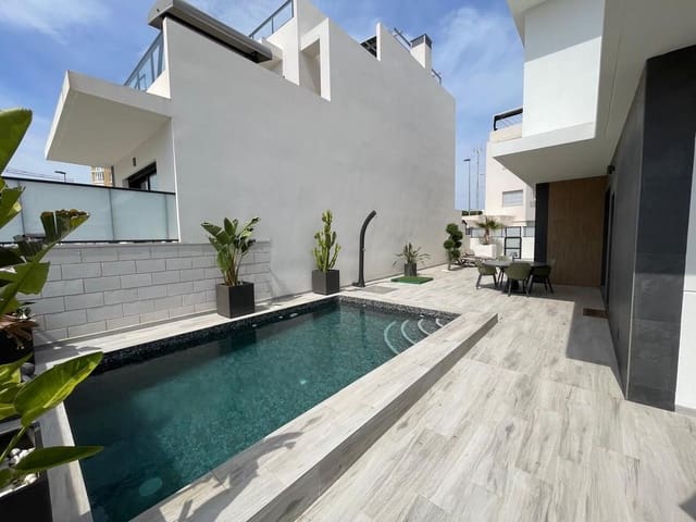 3 soveværelse Villa til salg i Benijófar med swimmingpool - € 469.000 (Ref: 9963055)