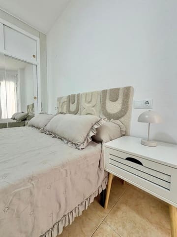 2 Zimmer Apartment zu verkaufen in Torrevieja - 144.000 € (Ref: 9963062)