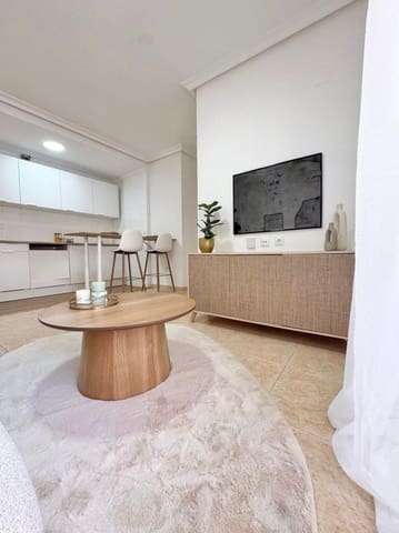 2 Zimmer Apartment zu verkaufen in Torrevieja - 144.000 € (Ref: 9963062)