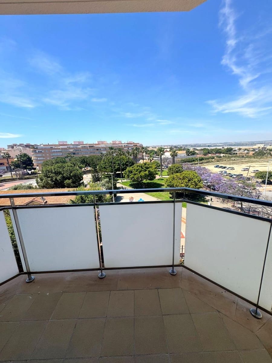 2 chambre Appartement à vendre à Torrevieja - 184 700 € (Ref: 9963071)