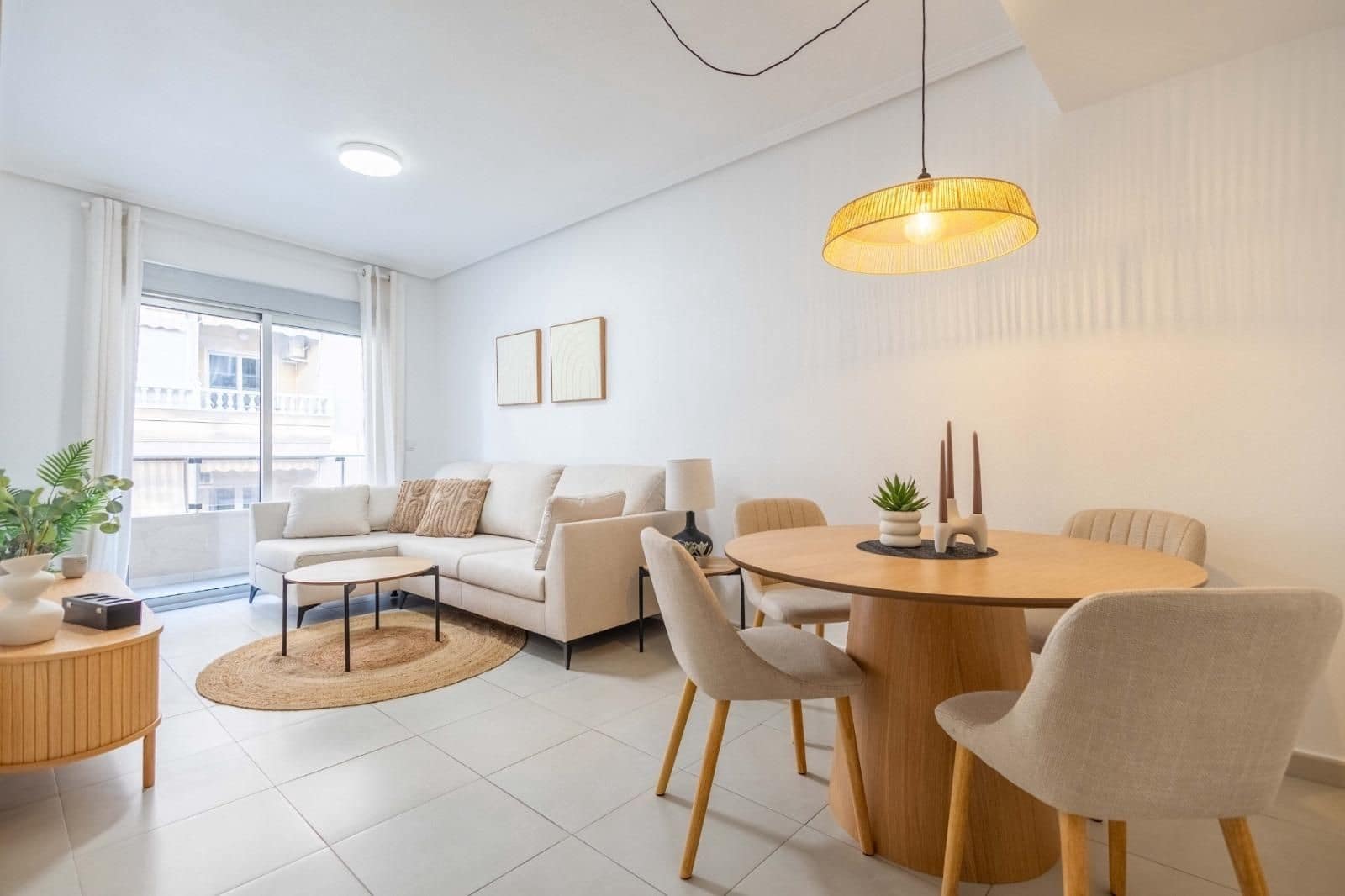 3 soverom Leilighet til salgs i Torrevieja - € 220 000 (Ref: 9963074)