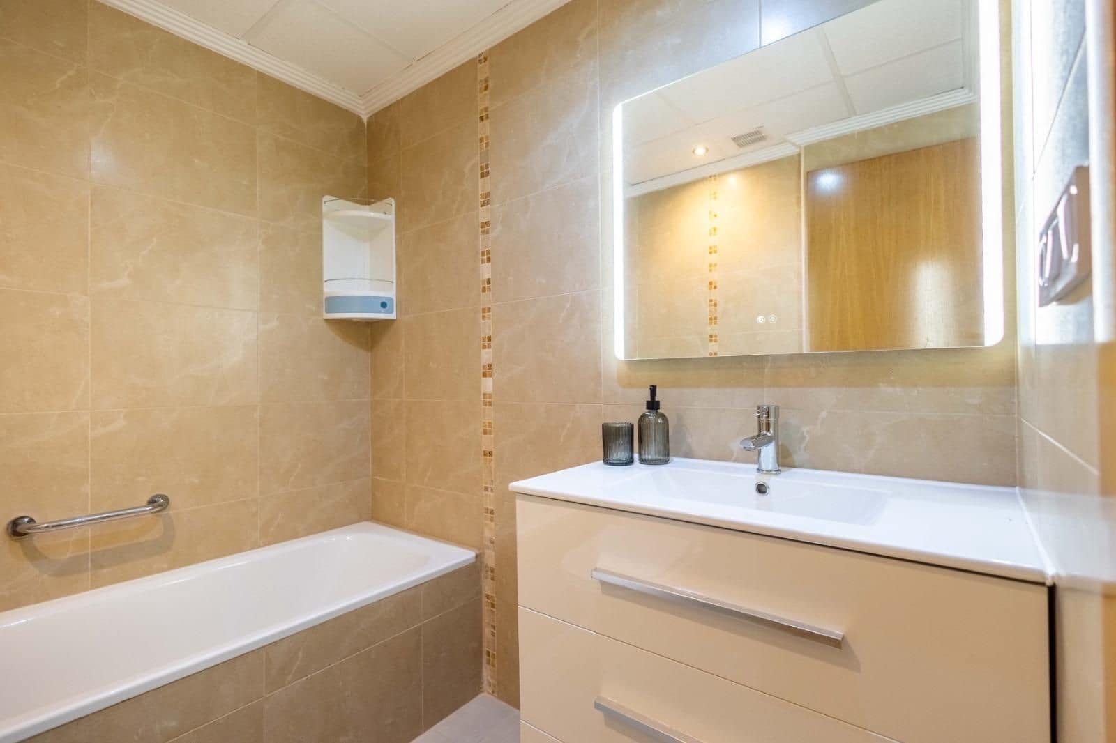 3 soverom Leilighet til salgs i Torrevieja - € 220 000 (Ref: 9963074)