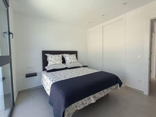 Chalet de 5 habitaciones en Formentera del Segura en venta - 450.000 € (Ref: 9963075)