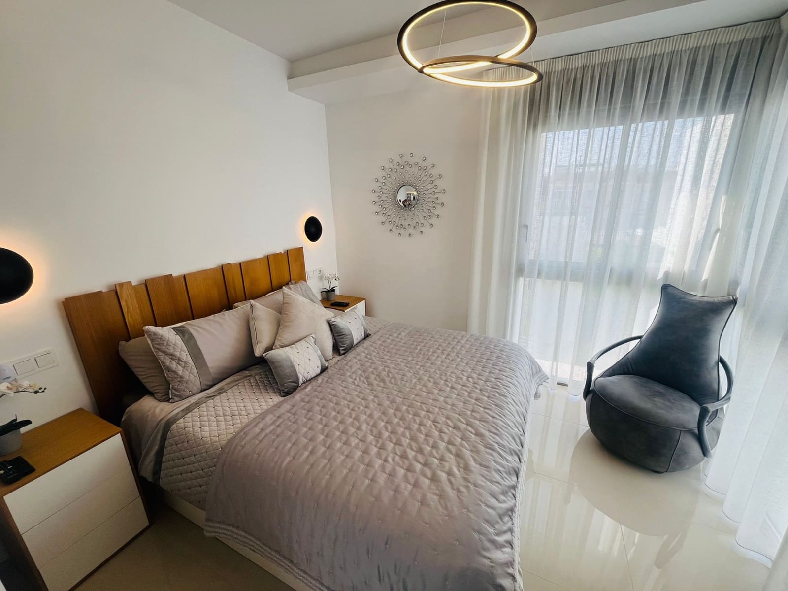 3 sypialnia Willa na sprzedaż w Los Alcazares z basenem garażem - 595 000 € (Ref: 9963091)
