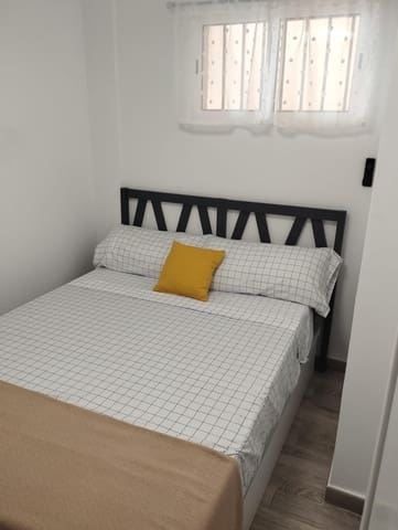 2 soveværelse Lejlighed til salg i Guardamar del Segura - € 120.000 (Ref: 9963094)