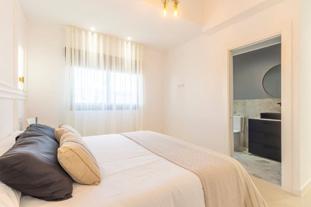 3 bedroom Villa for sale in Torrevieja - € 459,000 (Ref: 9963100)