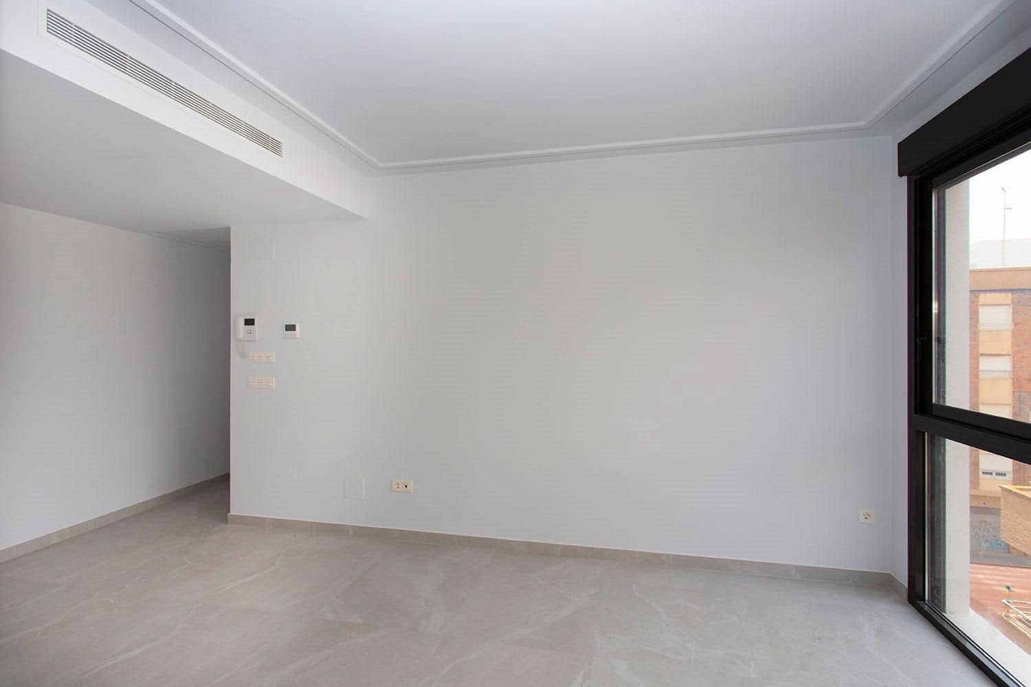 2 bedroom Apartment for sale in Torrevieja with pool - € 280,000 (Ref: 9963102)