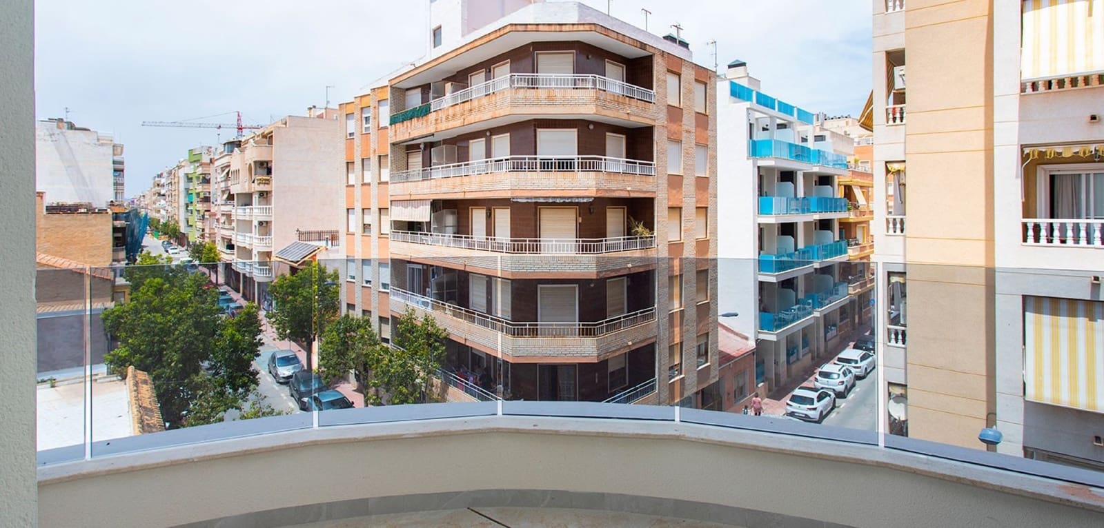 2 Zimmer Apartment zu verkaufen in Torrevieja - 280.000 € (Ref: 9963104)