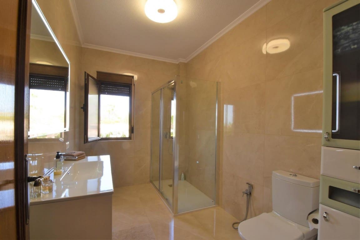 5 soverom Villa til salgs i Rojales - € 630 000 (Ref: 9963105)