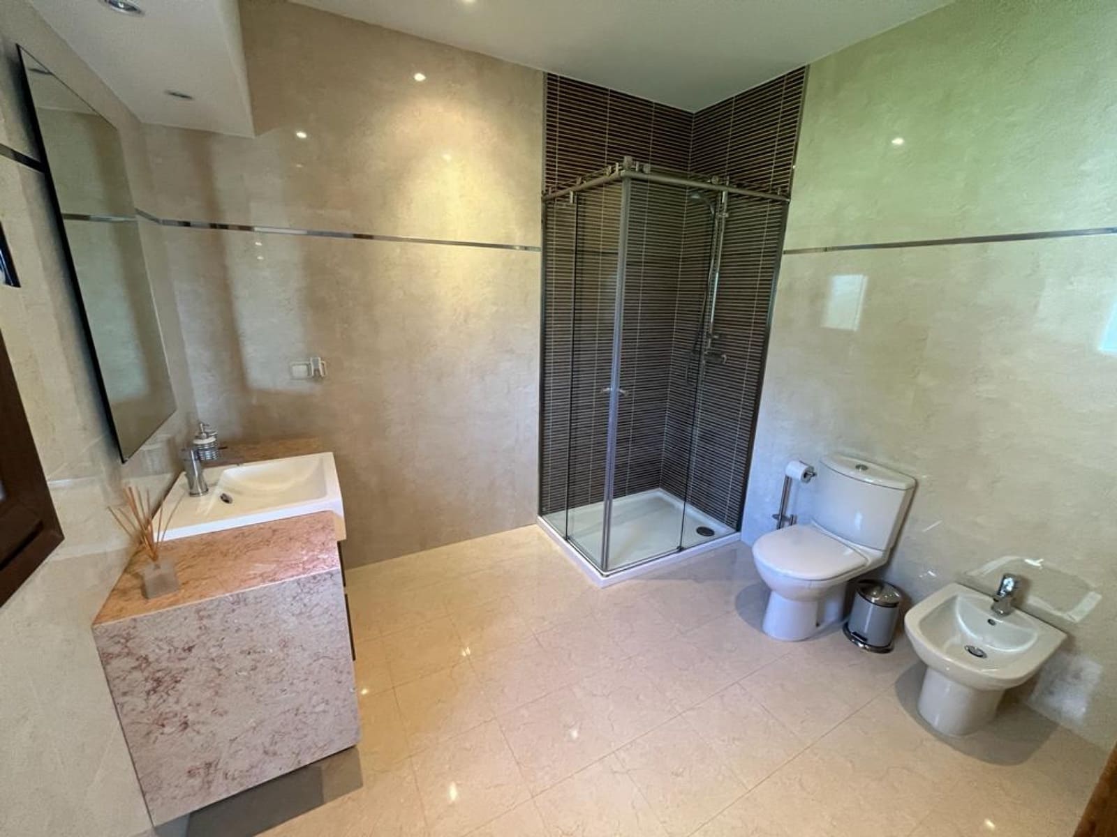 6 chambre Villa/Maison à vendre à La Manga Club avec piscine garage - 1 950 000 € (Ref: 9963112)