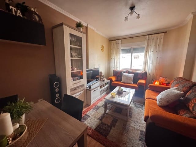 Chalet de 4 habitaciones en Los Alcázares en venta con garaje - 269.900 € (Ref: 9963113)