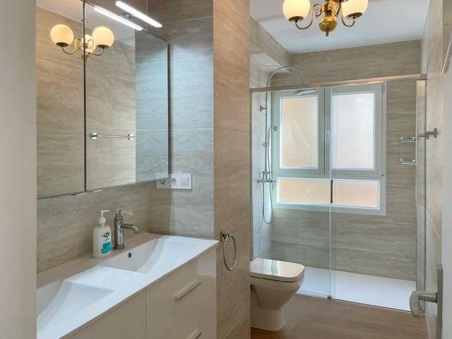 4 sovrum Lägenhet till salu i Torrevieja - 620 000 € (Ref: 9963119)