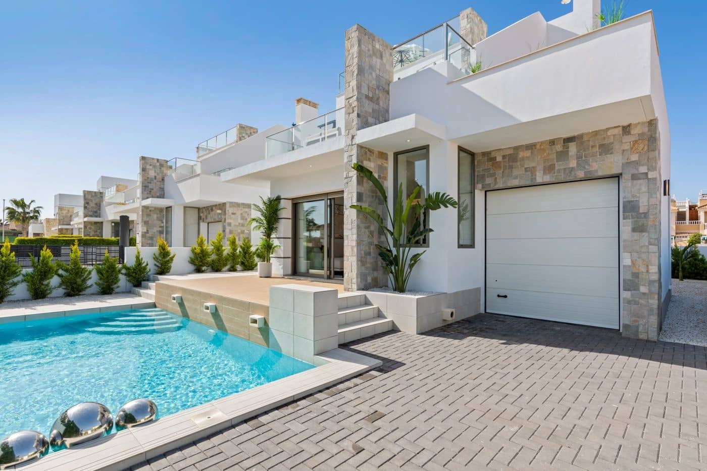 3 slaapkamer Villa te koop in Los Alcazares met zwembad - € 544.841 (Ref: 9963121)