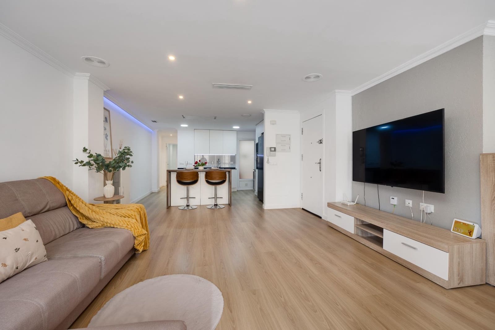 Apartamento de 3 habitaciones en Torrevieja en venta - 265.000 € (Ref: 9963125)