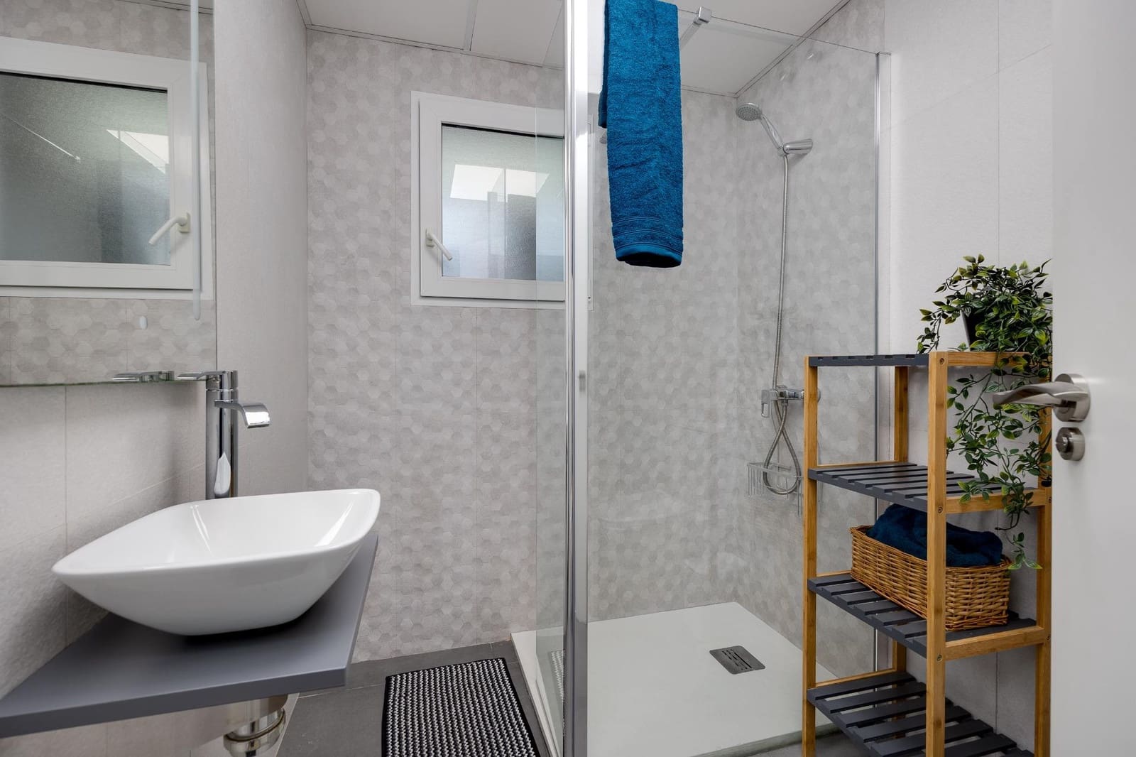 Apartamento de 3 habitaciones en Torrevieja en venta - 265.000 € (Ref: 9963125)