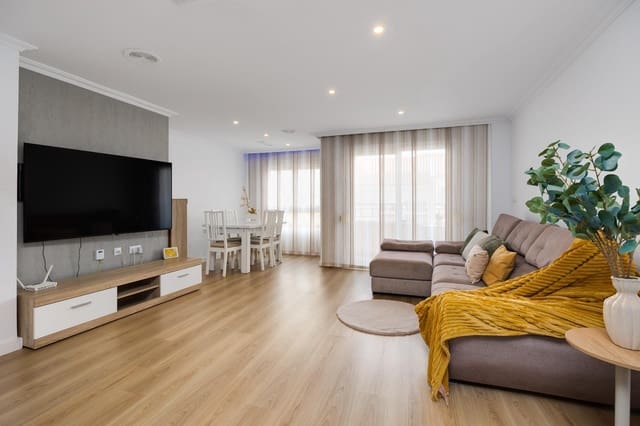 Apartamento de 3 habitaciones en Centro, Torrevieja en venta - 265.000 € (Ref: 9963125)