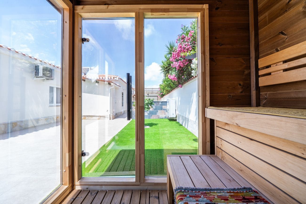 4 camera da letto Villa in vendita in Torrevieja con piscina garage - 1.350.000 € (Rif: 9963130)