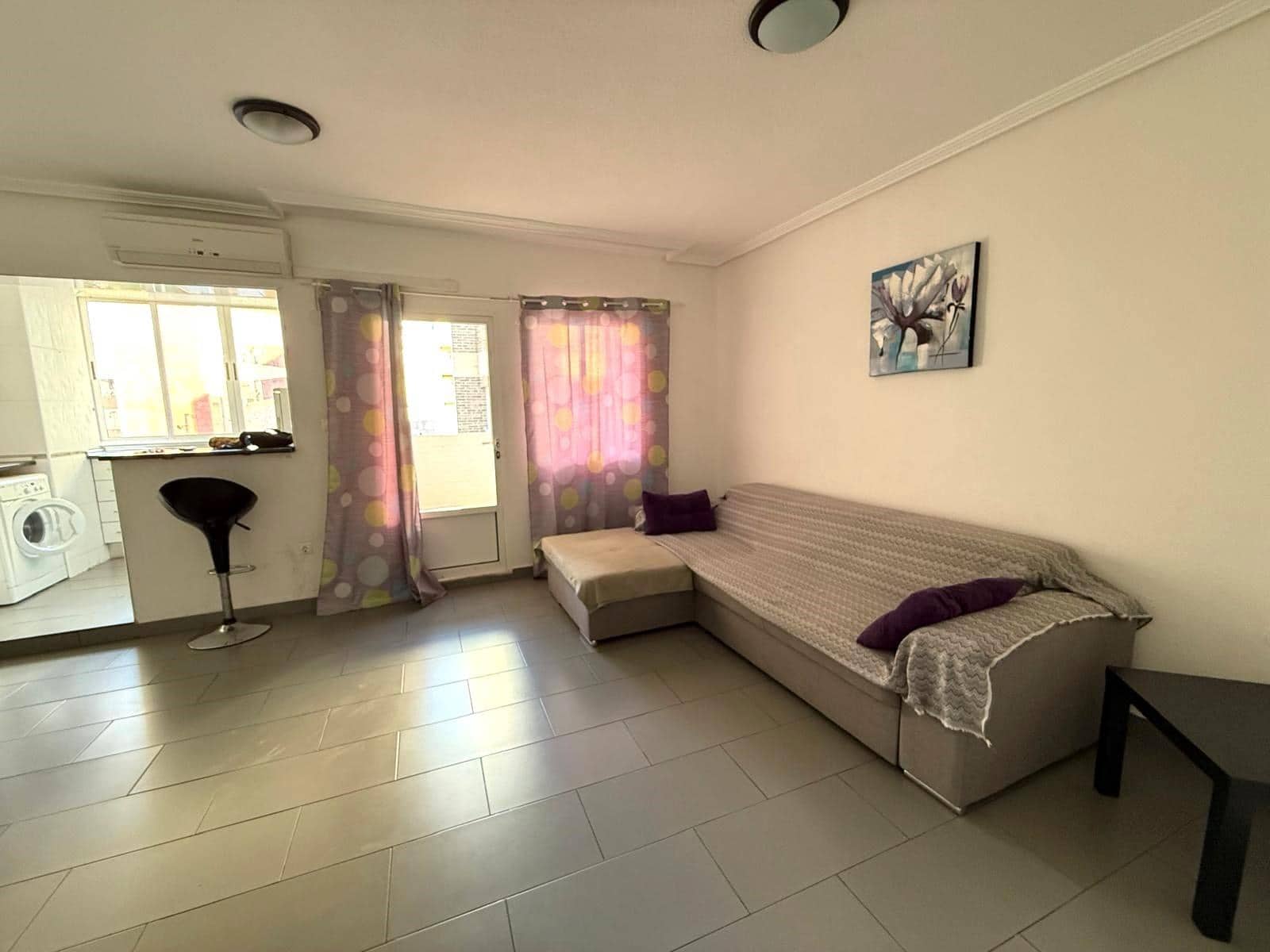 1 Zimmer Apartment zu verkaufen in Torrevieja - 156.900 € (Ref: 9963135)