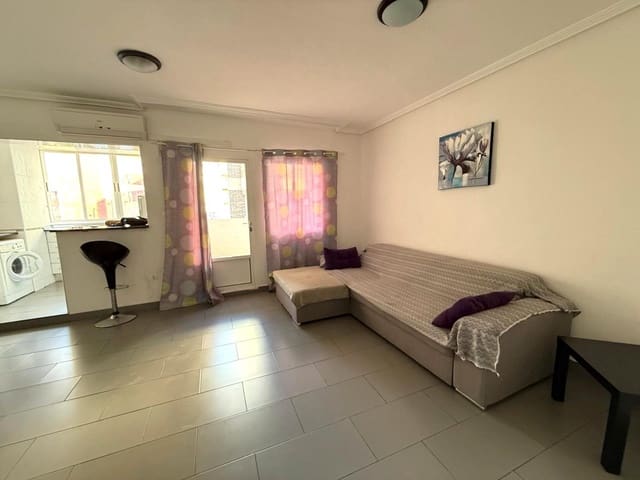 1 chambre Appartement à vendre à Torrevieja - 156 900 € (Ref: 9963135)