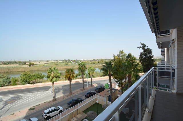 Apartamento de 2 habitaciones en Guardamar del Segura en venta - 218.000 € (Ref: 9963138)