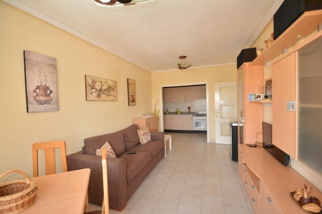 Apartamento de 2 habitaciones en Guardamar del Segura en venta - 218.000 € (Ref: 9963138)