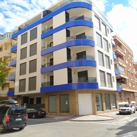 2 soveværelse Lejlighed til salg i Centro, Torrevieja med swimmingpool - € 300.000 (Ref: 9963140)