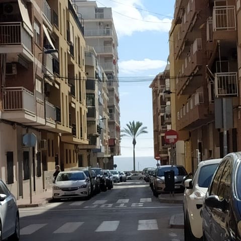 2 soveværelse Lejlighed til salg i Centro, Torrevieja med swimmingpool - € 300.000 (Ref: 9963140)