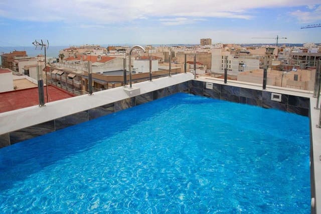 2 soveværelse Lejlighed til salg i Centro, Torrevieja med swimmingpool - € 300.000 (Ref: 9963140)