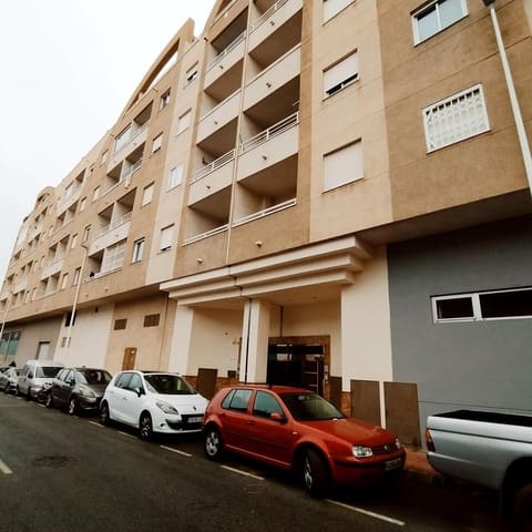 2 soveværelse Lejlighed til salg i Centro, Torrevieja - € 159.000 (Ref: 9963143)