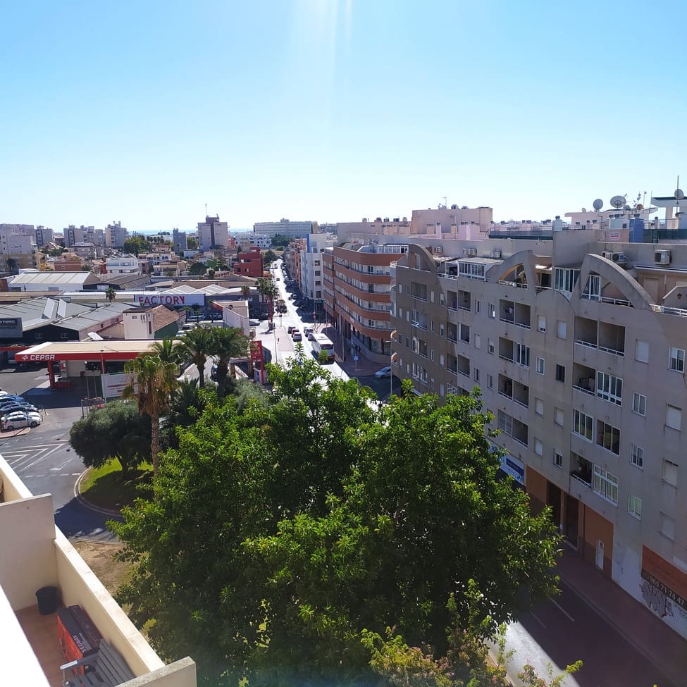 2 soveværelse Lejlighed til salg i Torrevieja - € 159.000 (Ref: 9963143)