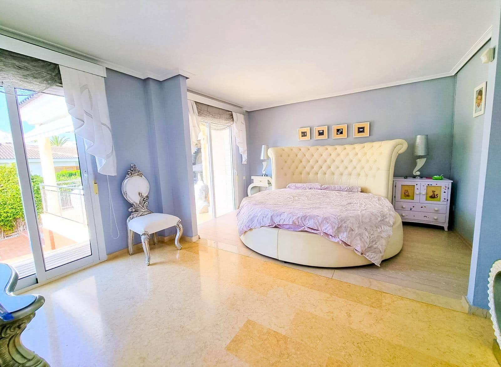 5 bedroom Villa for sale in La Mata with pool - € 1,170,000 (Ref: 9963147)